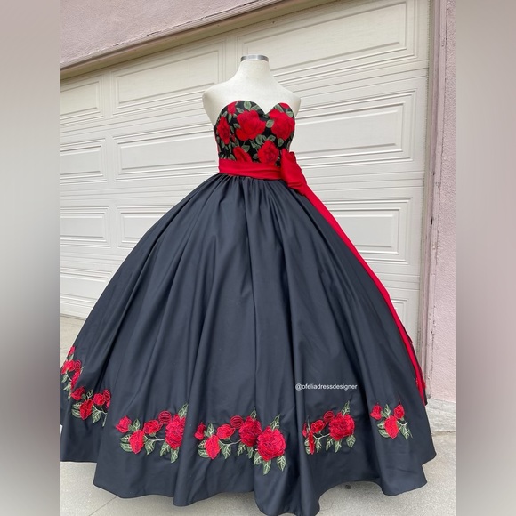 open lace back dress A Line Black Tulle Prom Dress With Flowers Puffy Quinceanera Dresses f   formalgowns